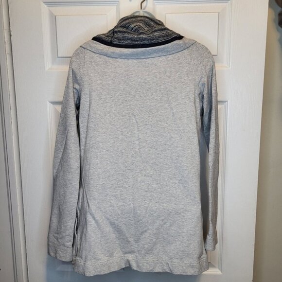 Lululemon Coal Strata Stripe Savasana Wrap Sweater - Picture 4 of 6